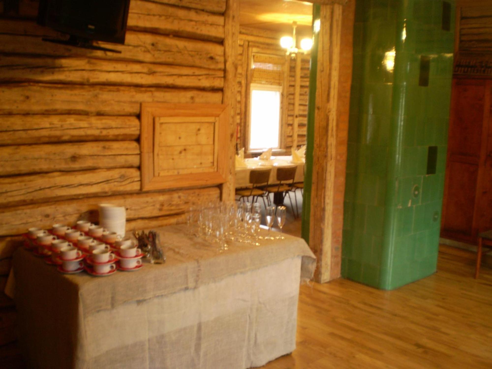 Suure-Jaani Vana Postimaja Accommodation מראה חיצוני תמונה